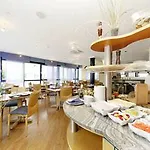 Ibis Styles Stuttgart Messe מלון 3*