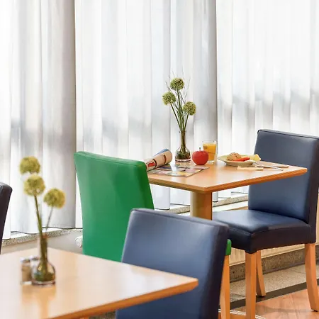 Ibis Styles Stuttgart Messe 3*