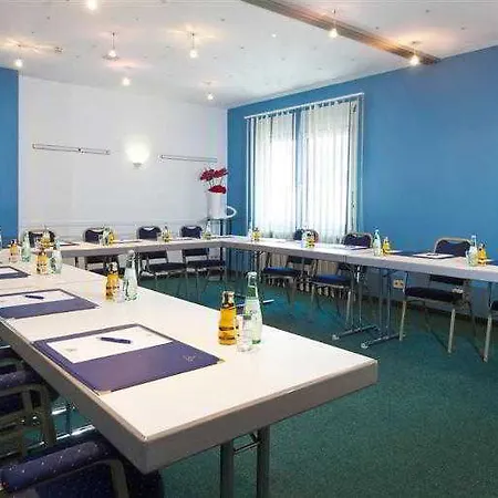 Ibis Styles Stuttgart Messe 3*
