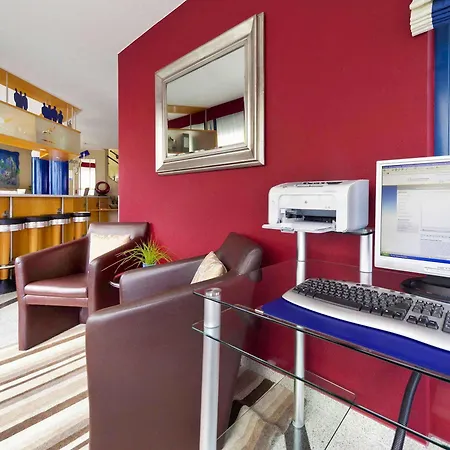 Ibis Styles Stuttgart Messe Hotel 3*